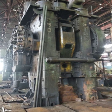 2500 TON FORGING PRESS